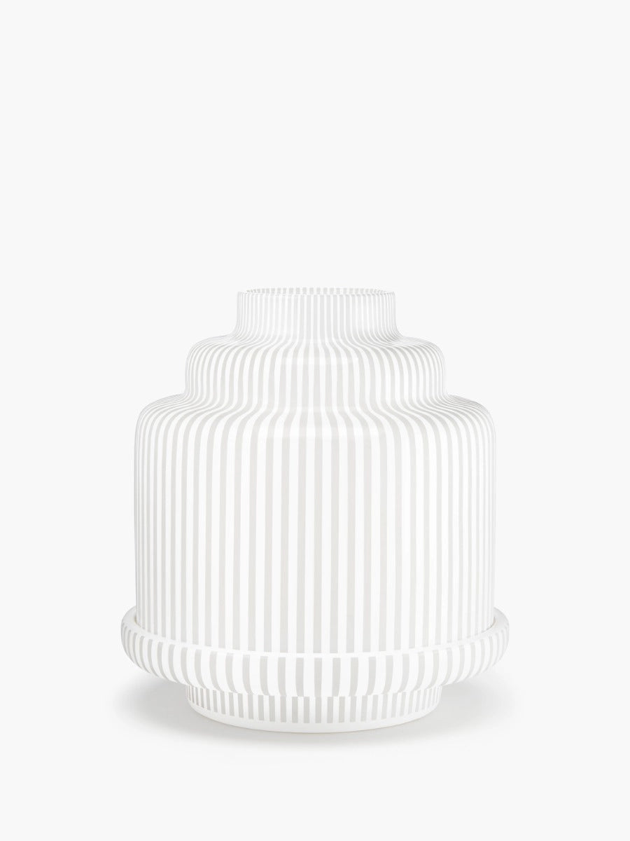 White Pyramid candle holder For classic candles 370G